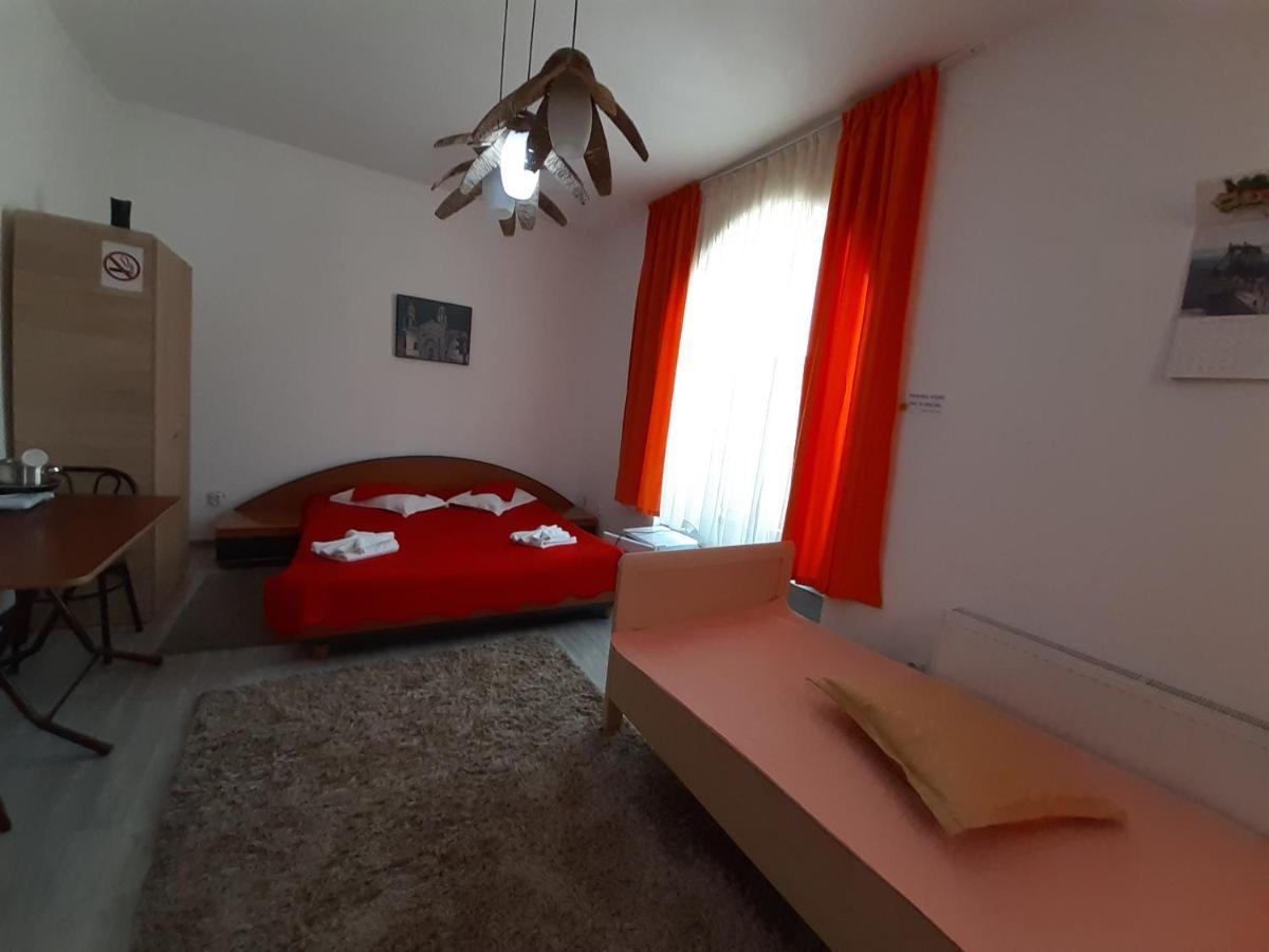 Apartamento Copou Holding House Iasi Exterior foto
